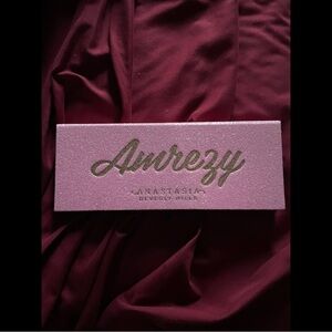 Anastasia Beverly Hills Amrezy Palette - Pink and Gold